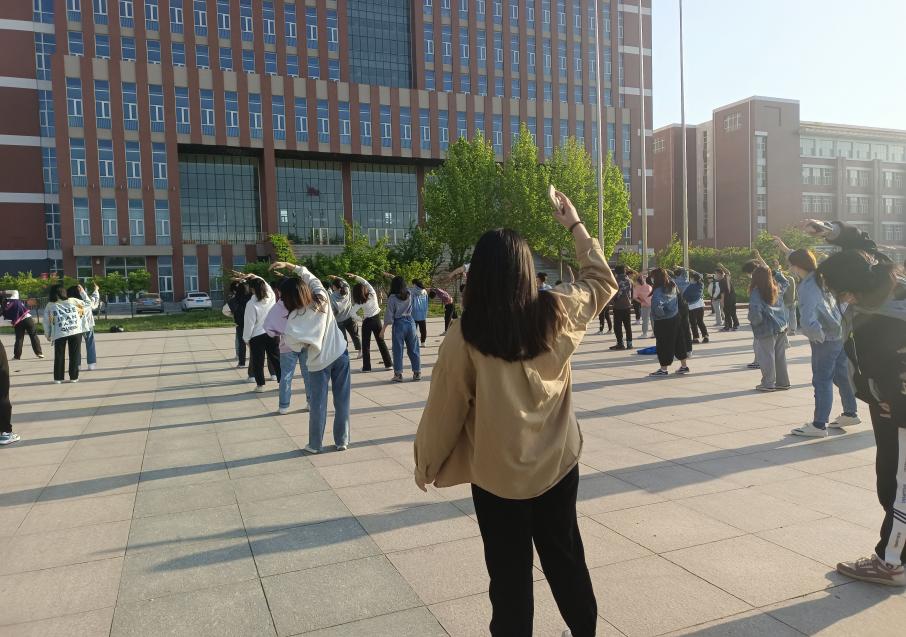 图片1.jpg 雷竞技RAYBET