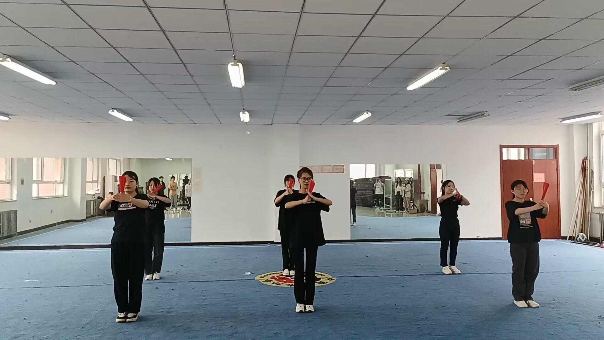 QQ图片20230608194608.jpg 雷竞技RAYBET