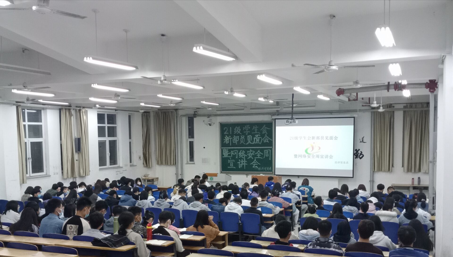 图片9.jpg 雷竞技RAYBET