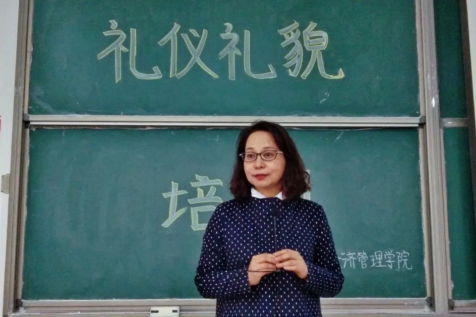 QQ图片20201123110916.jpg 雷竞技RAYBET
