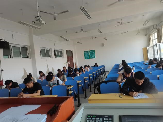 四六级2.jpg 雷竞技RAYBET