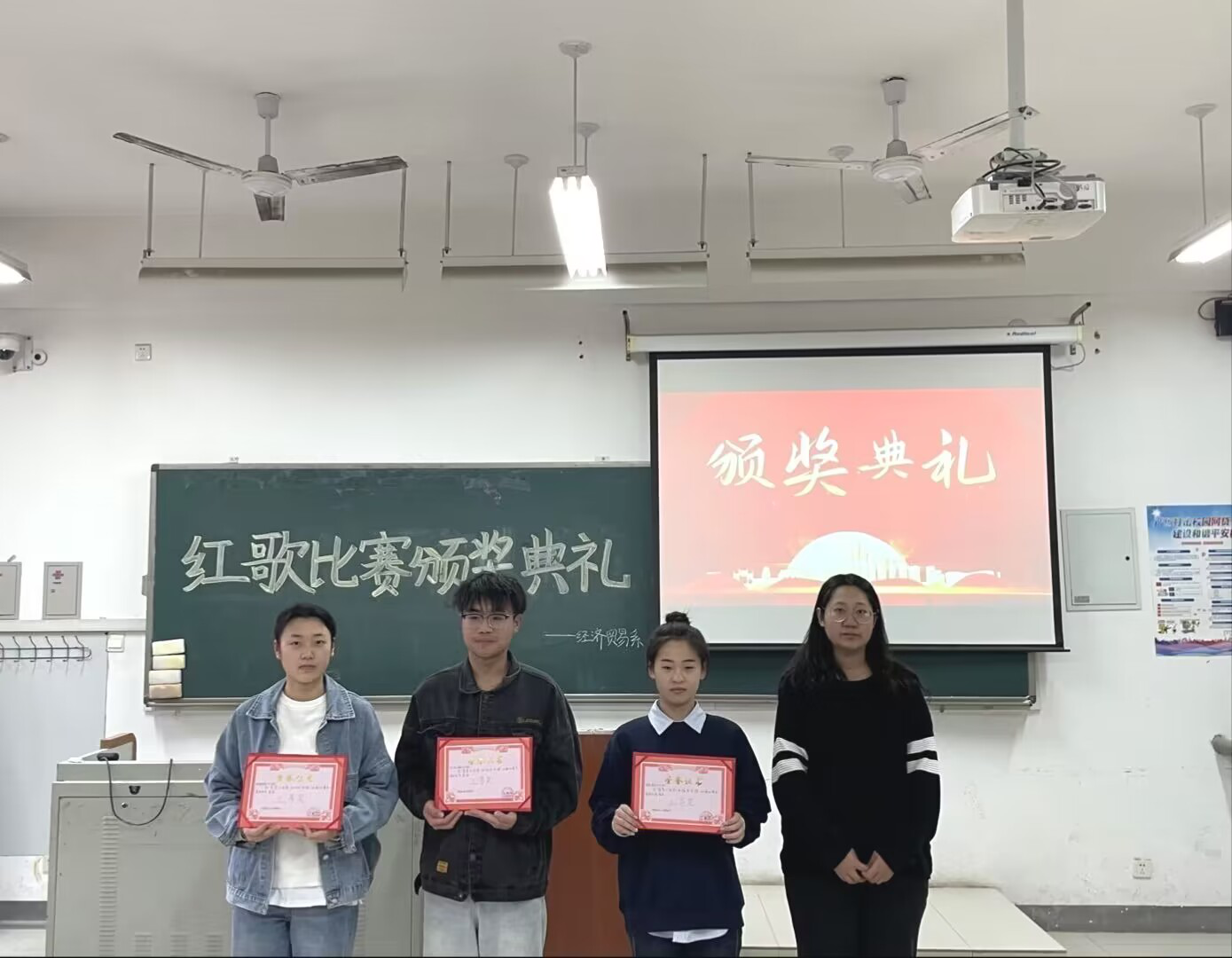 图片4.png 图片4.png
