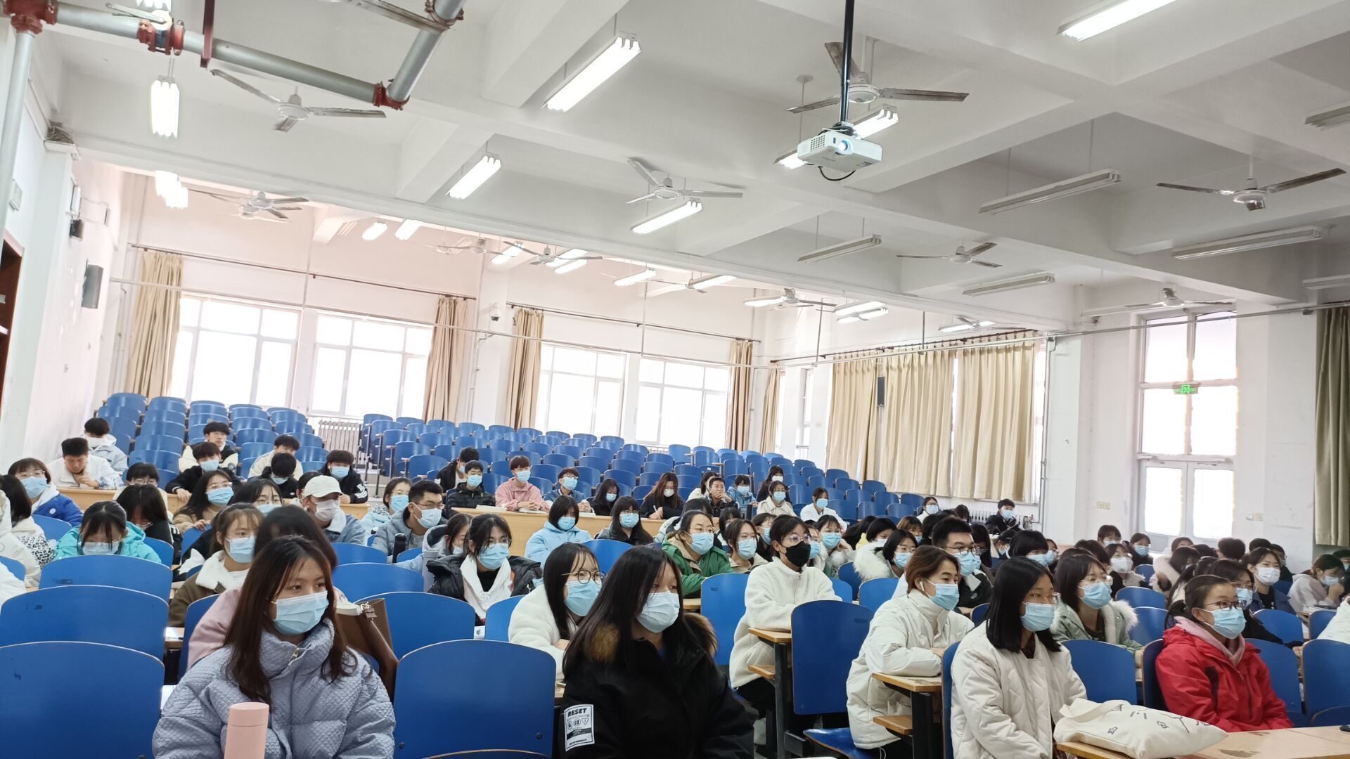 QQ图片20211202194613.jpg 雷竞技RAYBET